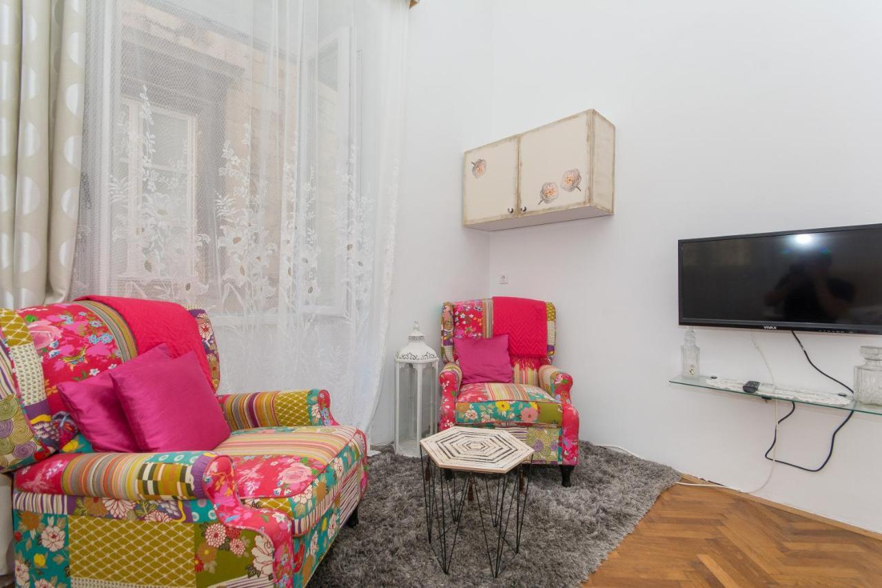 Mediteran Old Town Rooms ดูบรอฟนิก ภายนอก รูปภาพ